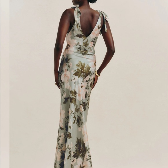 Reformation Pernille Silk Gown in Fauna Print Size XS - Picture 7 of 9